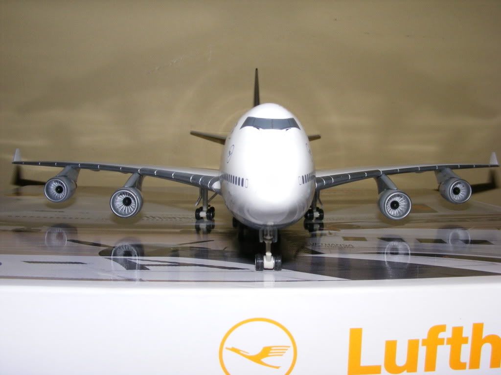 Pic Request: Herpa Lufthansa 747-400 D-ABVH Düsseldorf (50th