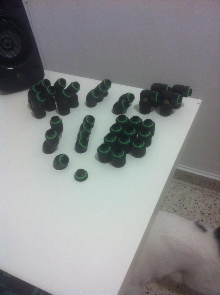 photo4_zps3ec80bad.jpg