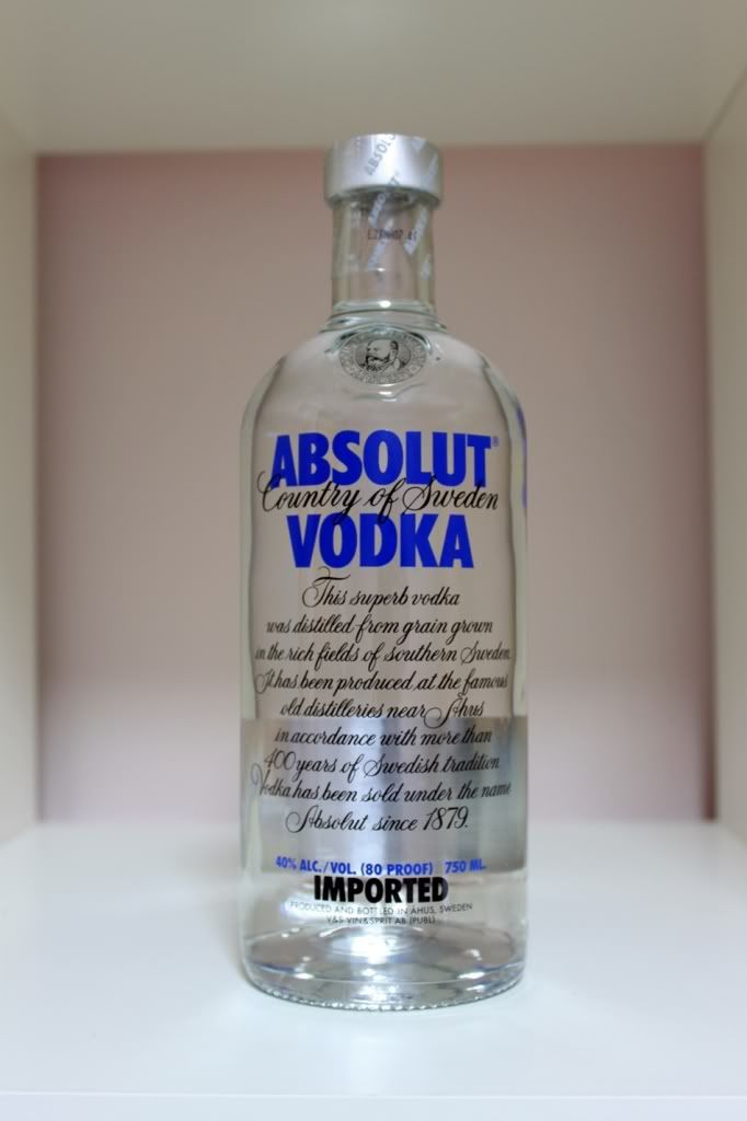 AbsolutVodka750ml.jpg