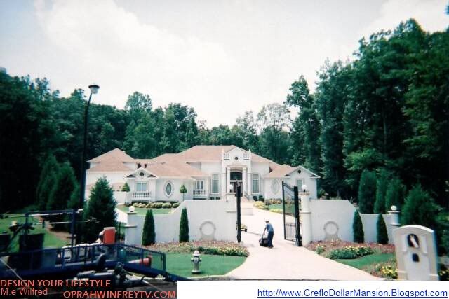 CREFLO DOLLAR HOUSE Photo by CelebrityPhoto | Photobucket