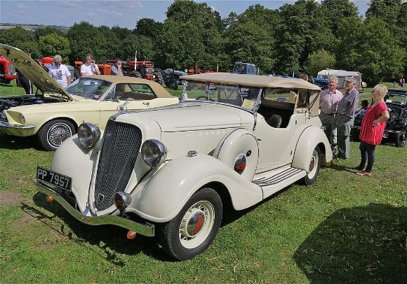  photo 1024px-Hudson_Terraplane_Tourer_1934_-_Flickr_-_mick_-_Lumix_zps885c8fd9.jpg