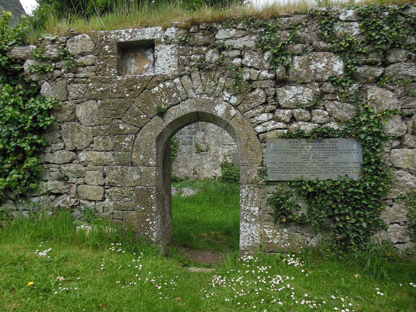 doorway 1594