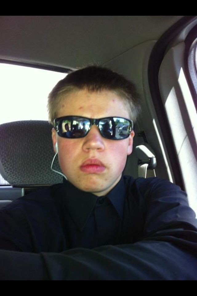 IMAGE: http://i821.photobucket.com/albums/zz140/Seramaman/Snapbucket/3491D7E5.jpg